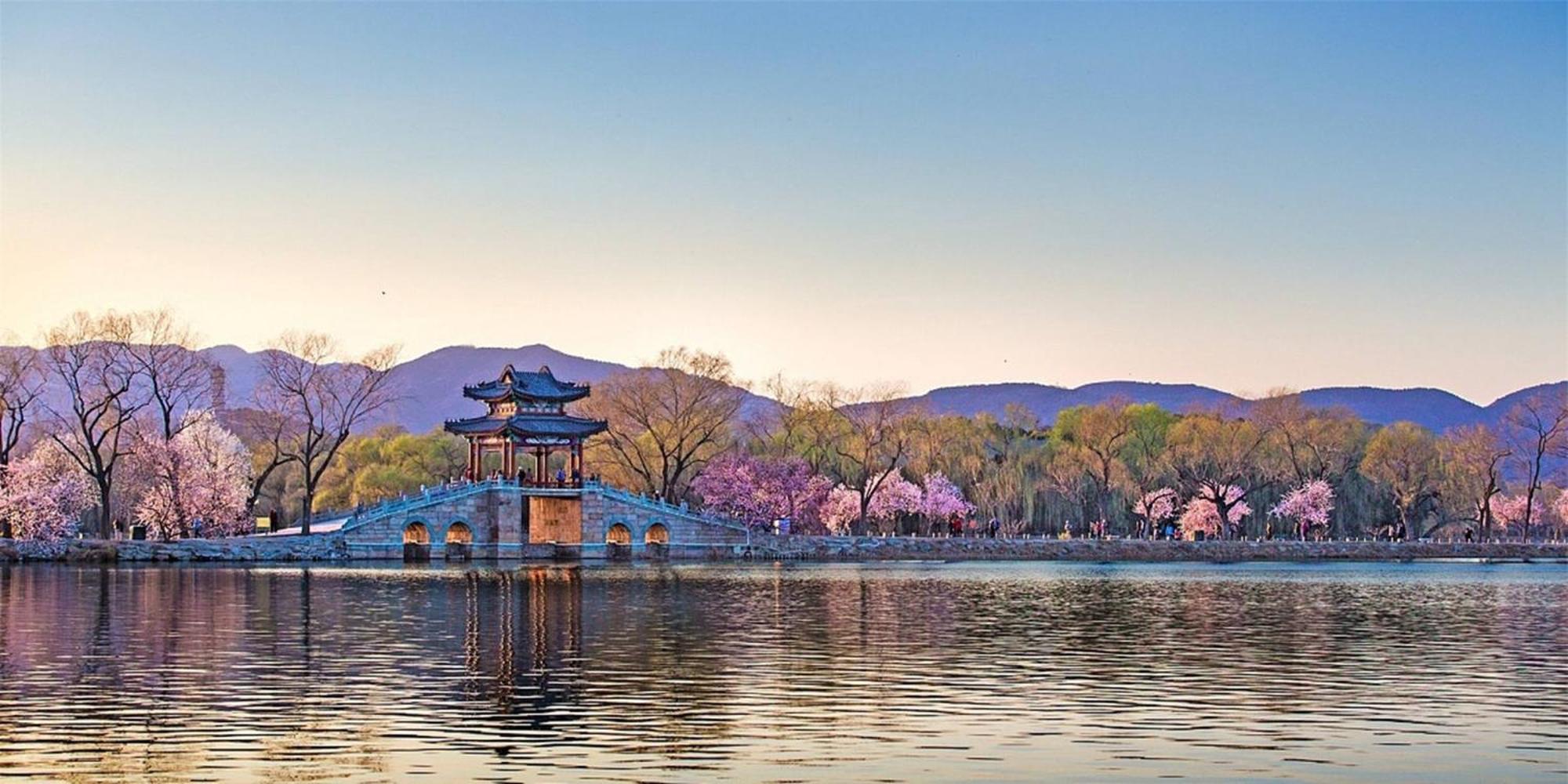 Jingfang Building Smart Hotel - Located In The Busiest Part Of The Downtown Area, Near Beijing Tiananmen Square And The Forbidden City,Wangfujing Shopping Street ,Newly Opened Hotel,Provide Free Laundry Service,Provide Tourism And Ticketing Services Bagian luar foto