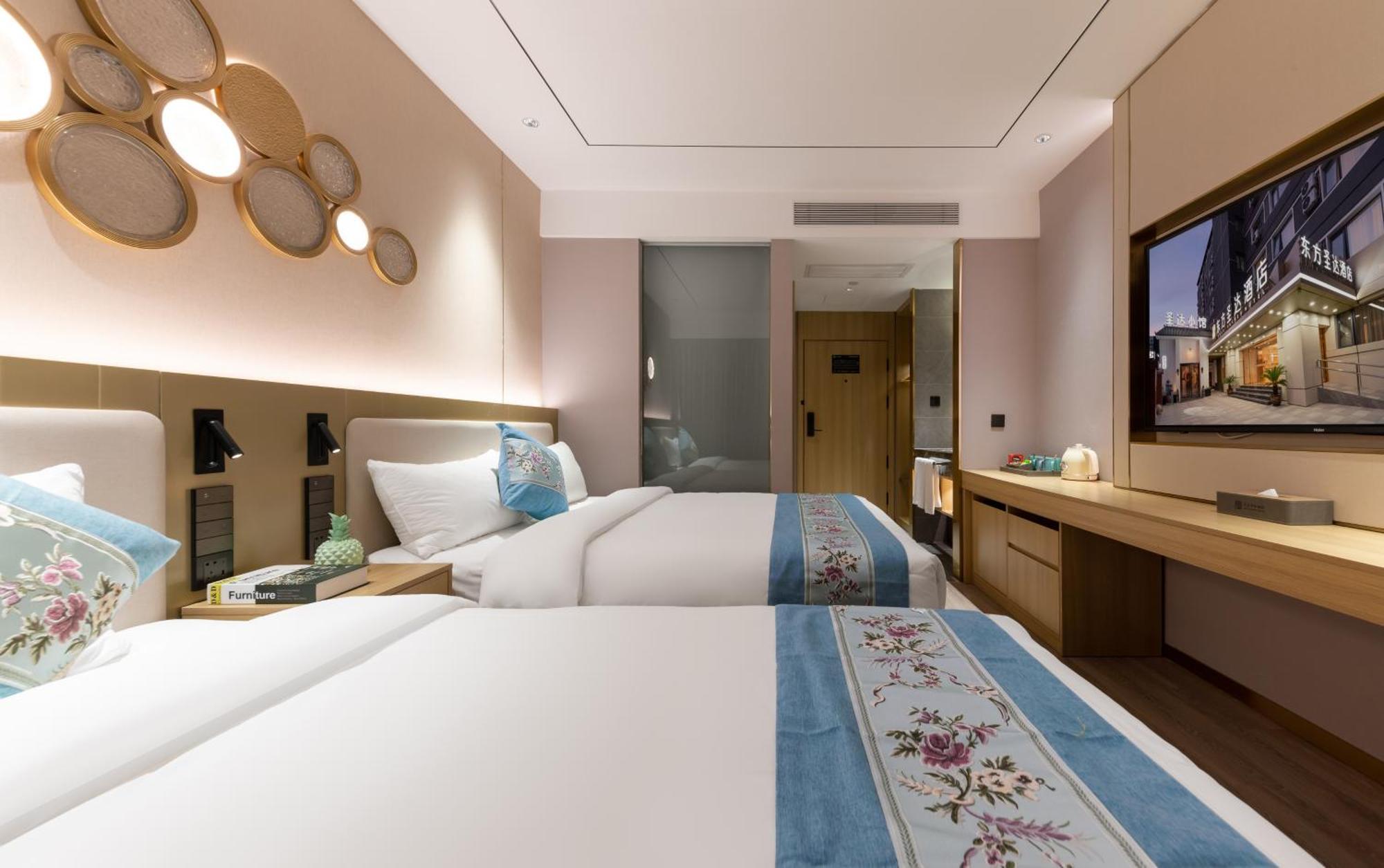 Jingfang Building Smart Hotel - Located In The Busiest Part Of The Downtown Area, Near Beijing Tiananmen Square And The Forbidden City,Wangfujing Shopping Street ,Newly Opened Hotel,Provide Free Laundry Service,Provide Tourism And Ticketing Services Bagian luar foto